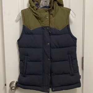 Patagonia womens bivy vest